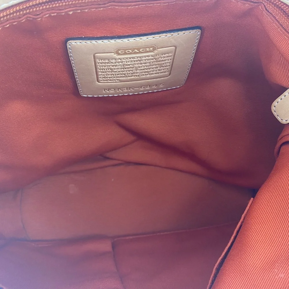 Coach Hampton Signature Tan Khaki 6091 Shoulder Handbag Purse - Picture 7 of 11